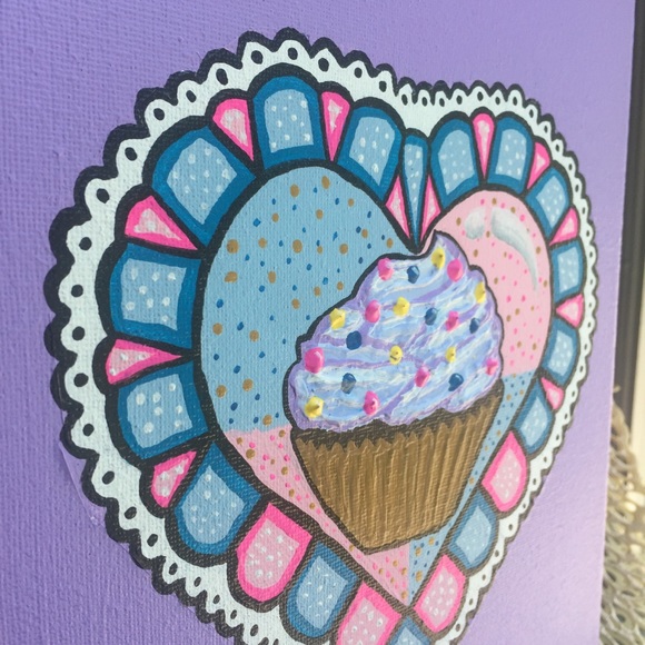 “Original painting” cute heart cupcake <3 - Picture 8 of 10